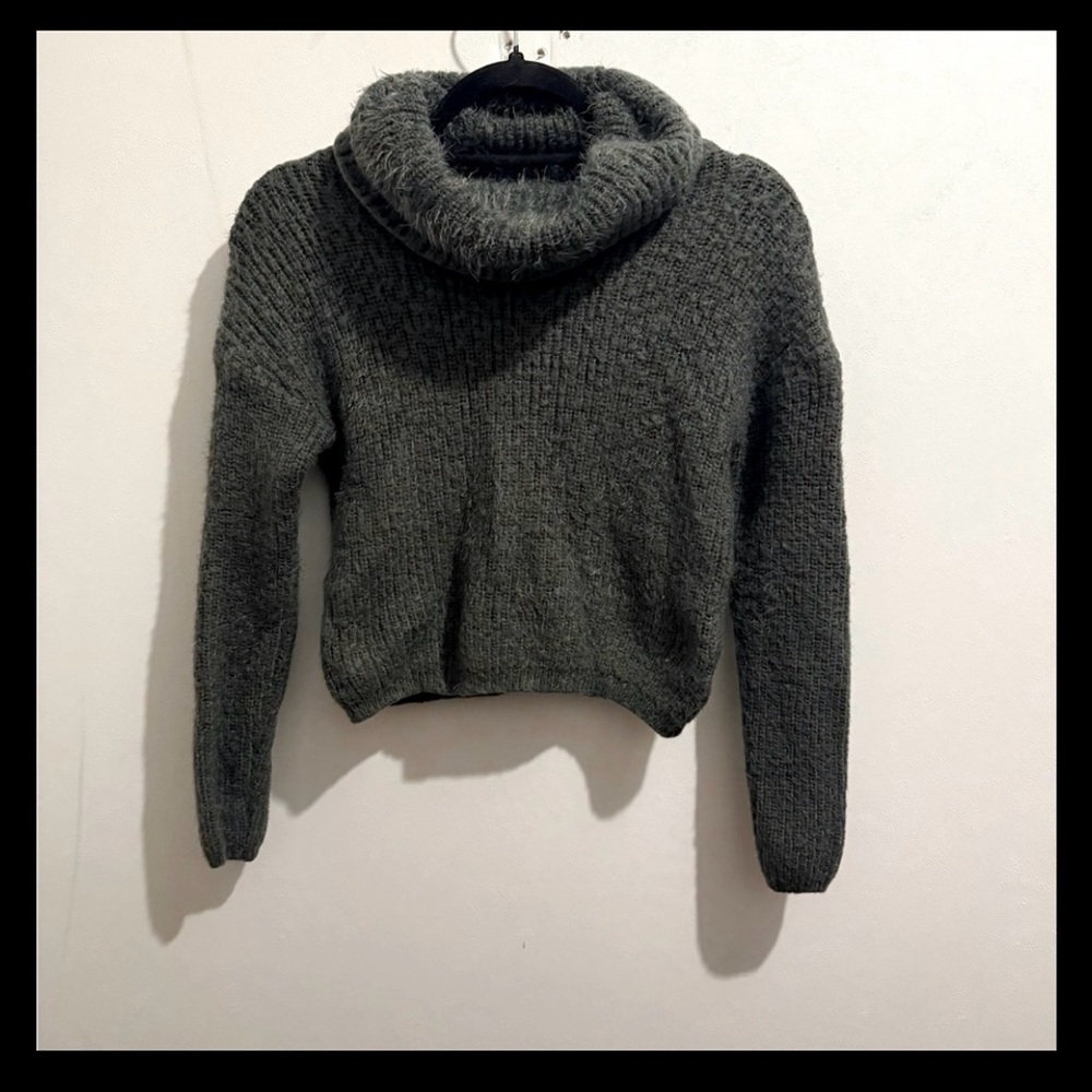 💜Charlotte Russe Charcoal Cowl Neck Sweater
